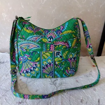 베라 브래들리 리 꽃무늬 퀼팅 숄더백