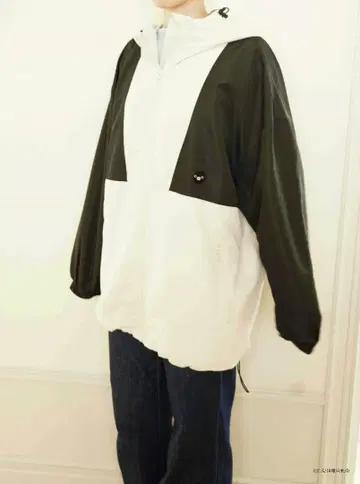 [ 미사용품 ] Suica 펭귄 마운틴 후드티 베이지