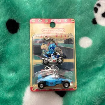 헬로키티 서킷 버전 지퍼 마스코트 새상품