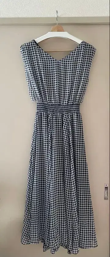 Mila 깅엄 체크 슬리브리스 원피스