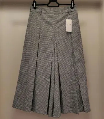 화이트 블랙 브라운 타탄 체크 플리츠 가우초 팬츠