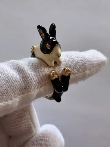 ANNA SUI 안나수이 토끼 모티브 반지 블랙 화이트 비쥬 포함