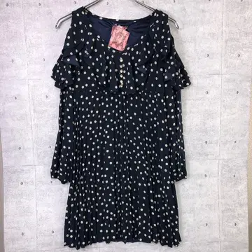 Honey Bunch 비쥬 버튼 도트 오프숄더 플리츠 원피스