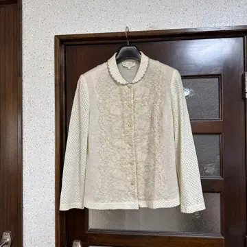 로사 세련된 상의 46