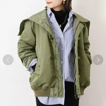 올리브 그린 MA-1 자켓 후드 부착