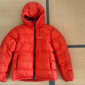 몽벨 알치플라노 다운 M 사이즈 900FP