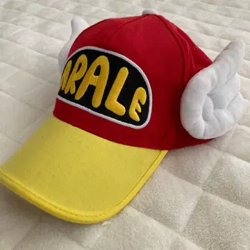 닥터 슬럼프 아라레짱 모자