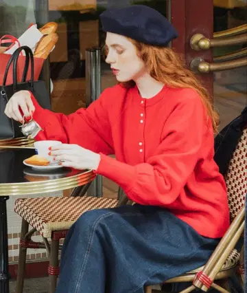 BONLECILL 래글런 볼륨 슬리브 펄 버튼 니트 가디건