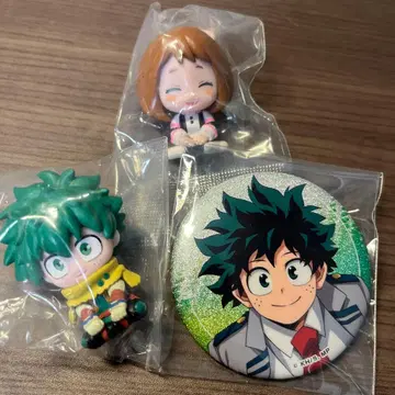 미도리야 이즈쿠 우라라카 오챠코 스와라세타이 & 캔뱃지 세트