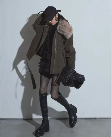 andrea&co 퍼 칼라 스웨이드 자켓