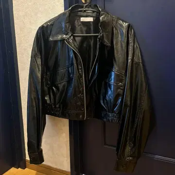 가죽 같은 블루종 (블랙)