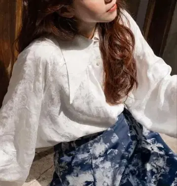 트웬티스 [이것은 아주 오래된 노래] 벌룬 슬리브 시노와즈리 블라우스