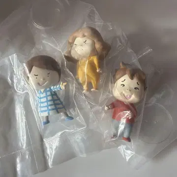 요시타케 신스케 나츠미와 나란히! 동료들 3체 세트