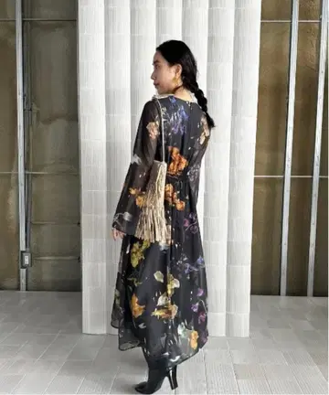 AMERI UND SCAN FLOWER DRESS