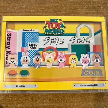 스키즈 SKZ TOY WORLD 일반ver 개봉 완료 (봉입물 없음)