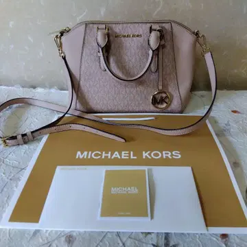 MICHAEL KORS 핑크 숄더백