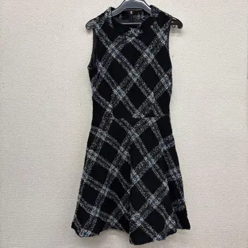 To b. by agnes b. 체크 무늬 슬리브리스 원피스 38