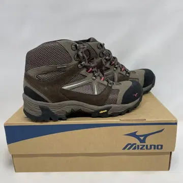 미즈노 웨이브 내비게이션 등산화 24.0 EEE 미사용