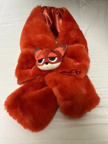 상하이 디즈니랜드 주토피아 닉 머플러