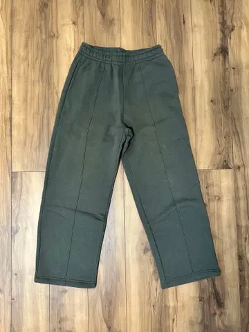 GU 센터 플리츠 맨투맨 스웨트 팬츠 맨투맨 소재