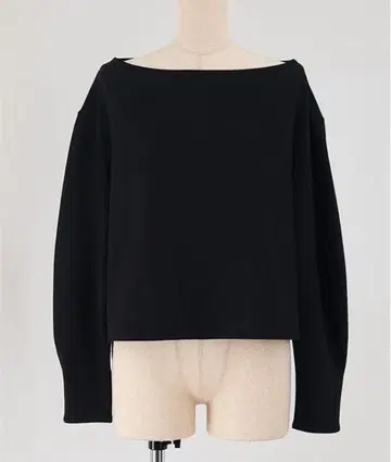 FORME 울 라이크 풀오버 블랙