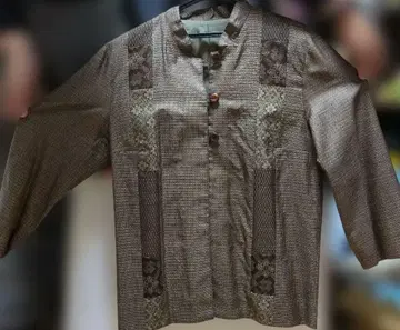 핸드메이드 브라운 계열 7부 소매 밴드 카라 셔츠