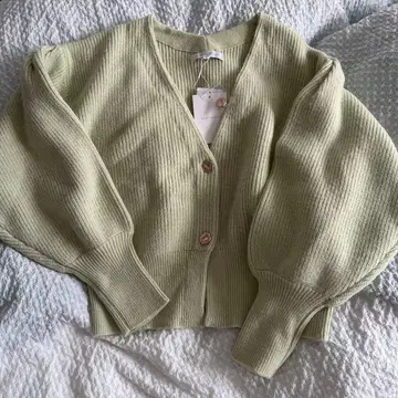 민트색 가디건 머큐리 듀오