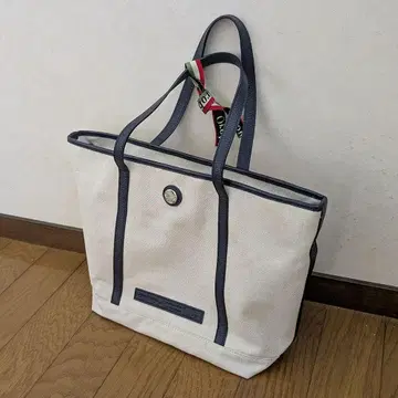 미사용 새상품 오로비안코 토트백 한정품 orobianco 캠퍼스지