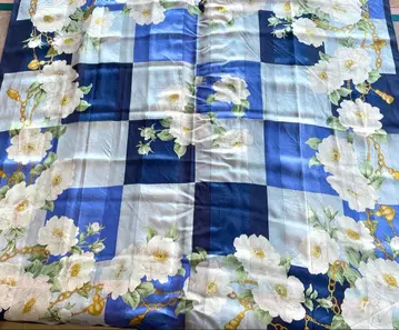 니나리치 빈티지 스카프 블루 화이트 꽃 패턴 실크