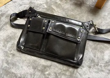 장 폴 고티에 숄더