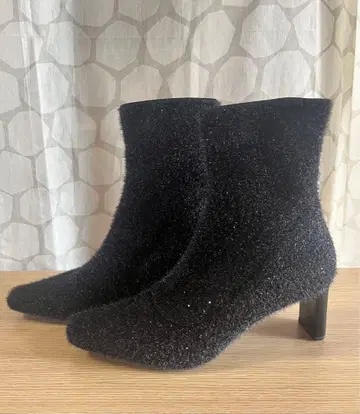 RANDA 스팽글 모헤어 블랙 숏부츠 L