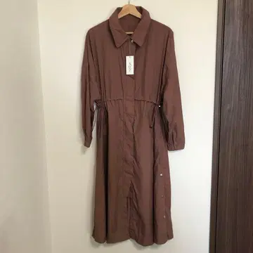 RADIATE 드로스트 디자인 나일론 코트 (벽돌)