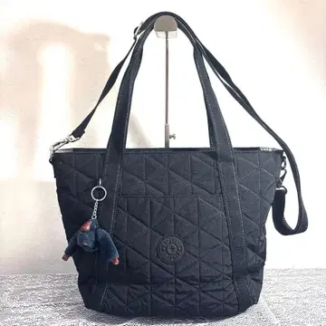 키플링 퀼팅 숄더백 2way 토트 블랙 A4 가능 블랙