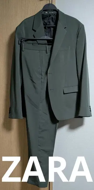 배송비 포함 새상품급 ZARA 슬림핏 수트 블레이저 & 팬츠/카키