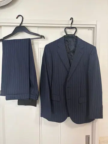 TAKAQ 네이비 스트라이프 비즈니스 정장 L