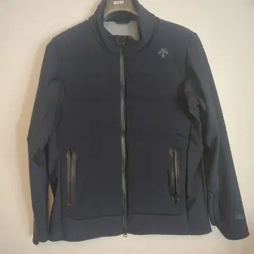 데상트 골프 하이브리드 다운 자켓