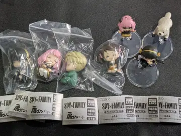 스파이 패밀리 캡슐 피규어 어깨 쿵 뿅콜렉션