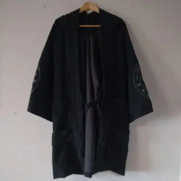 niitu 니츠 / 기모노풍 롱 코트 마법진 패턴