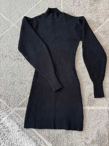 EMODA 블랙 리브 니트 원피스