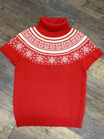 노르딕 무늬 빨간색 터틀넥 반팔 니트