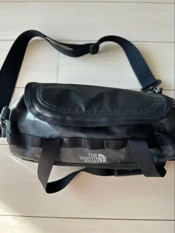 THE NORTH FACE 바디백 블랙