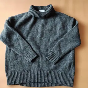 새상품급 BEAUTY & YOUTH 터틀넥 스웨터 니트 여성용