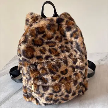레오파드 무늬 퍼 백팩