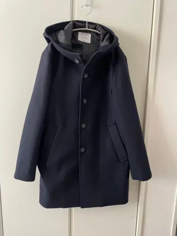 출퇴근, 통학에! 후드 부착 네이비 코트