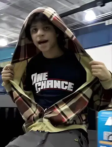 xaviersobased 착용 티셔츠