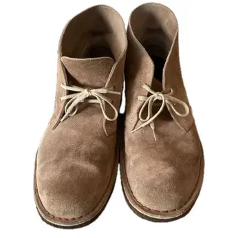 클락스 오리지널스 베이지 스웨이드 처카 부츠 US10