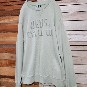 DEUS EX MACHINA 데우스 자수 로고 맨투맨 트레이닝복