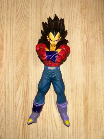 드래곤볼 베지터 피규어
