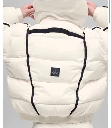 [ 미사용 새상품 ] alo 다운 자켓 XS 아이보리