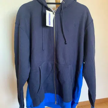 UNDEFEATED X-LARGE 집업 후드티